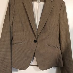 H&M’s Women’s Blazer